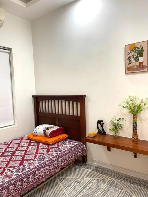 Image 6 of Peaceful house
