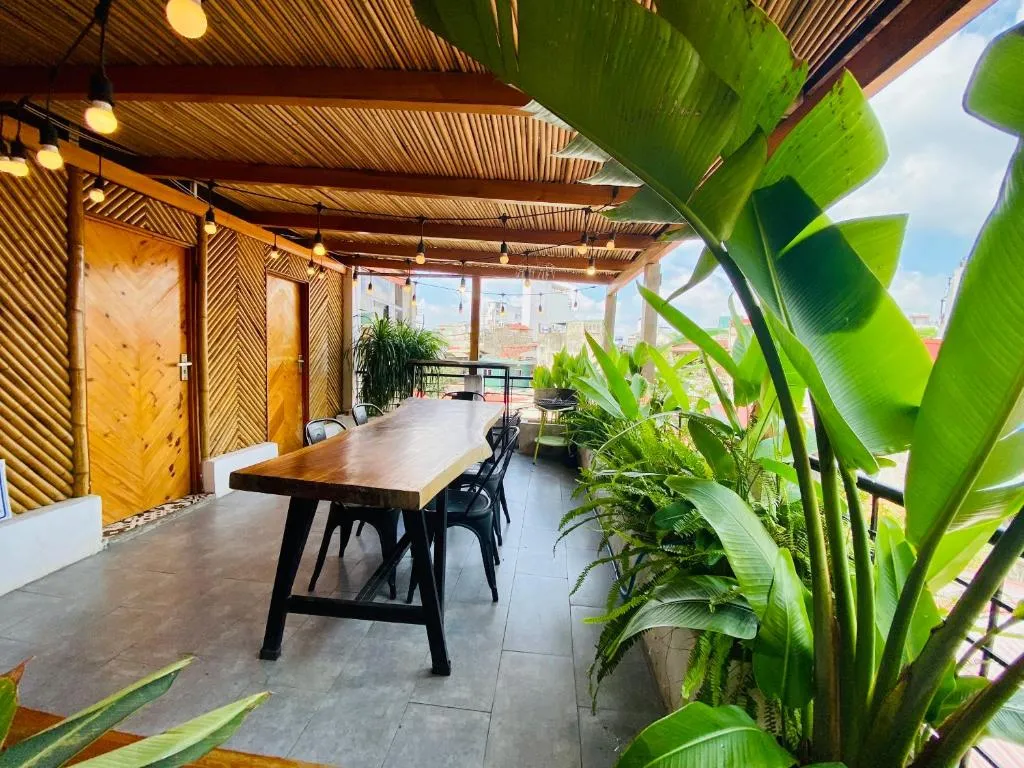 Image of Penthouse/3BR/Terrace/Hot tub/2WC/2′ to Hoankiem Lake & Ta Hien Beer street