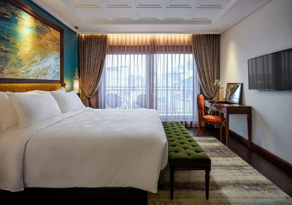 Image 4 of Peridot Grand Luxury Boutique Hotel