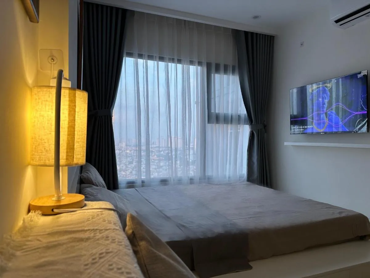 Image 1 of Phòng tại Vinhomes Smart City nội thất cao cấp, tầng trung, ban công thoáng