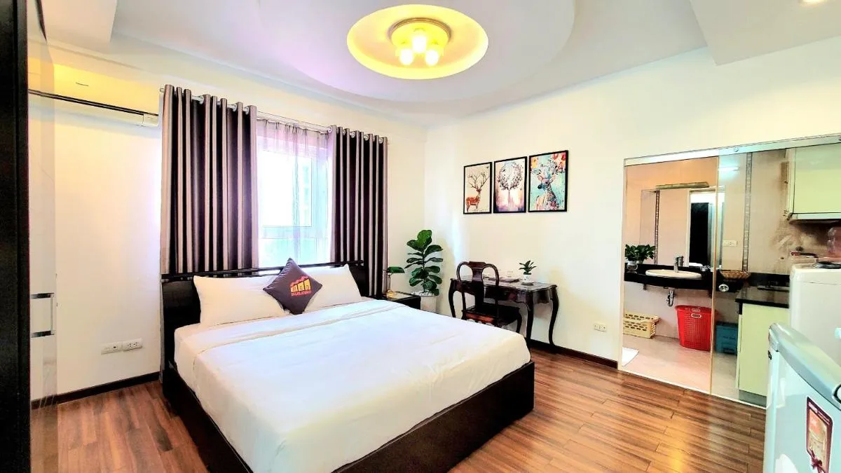 Image of Red Building – Hotel – Hà Nội