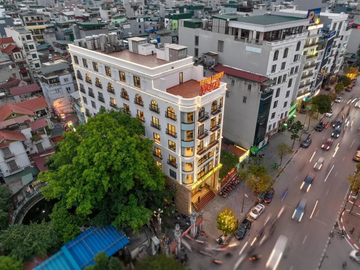 Image 3 of Reyna Luxury Hotel