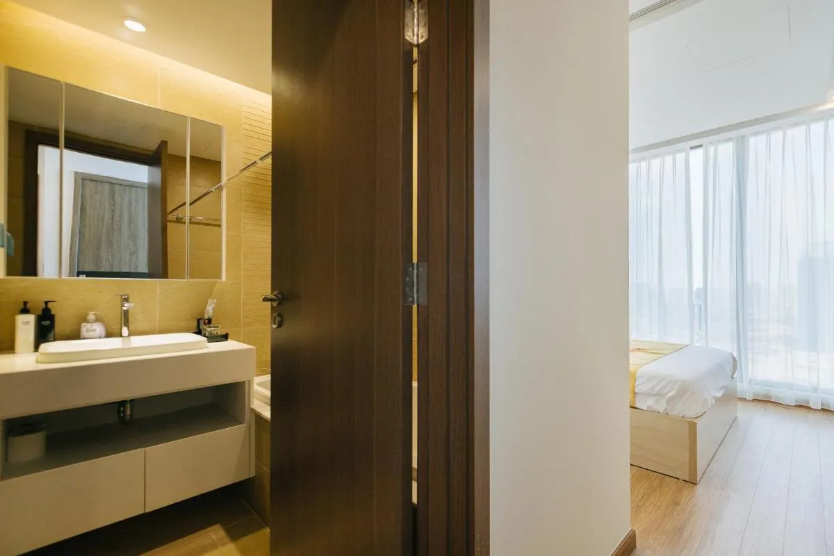 Image 2 of Royal Serviced apartment Vinhomes Metropolis
