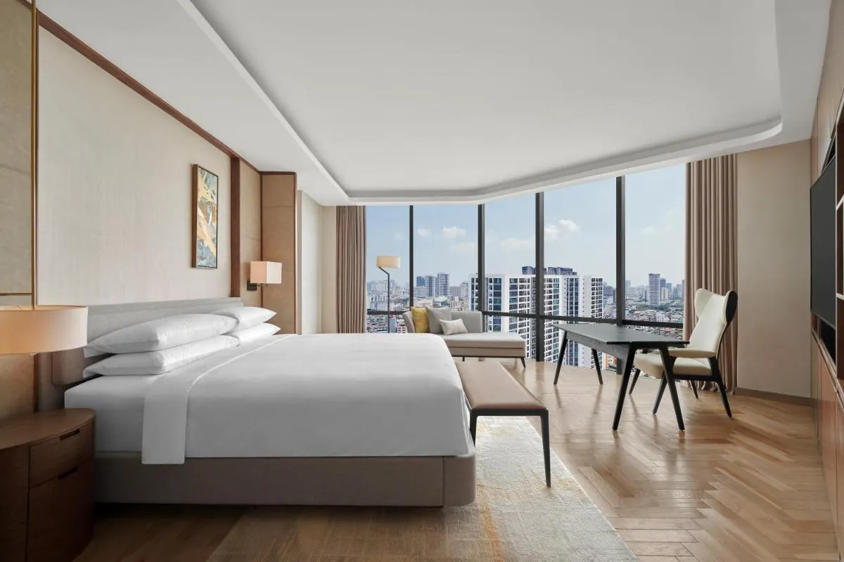 Image 3 of Sheraton Hanoi West