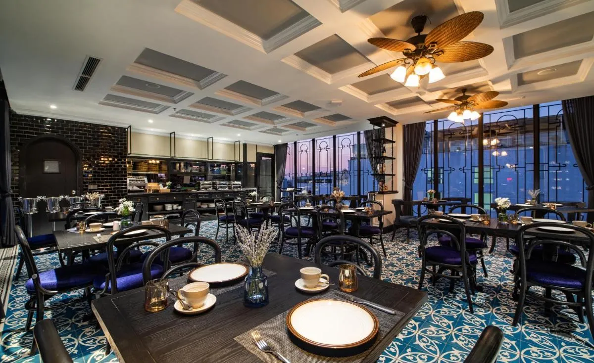Image 2 of Solaria Hanoi Hotel