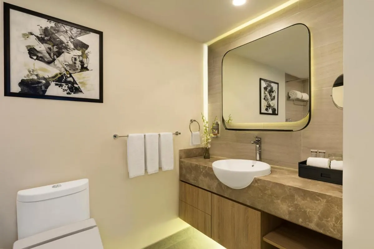 Image 1 of Somerset Grand Hanoi