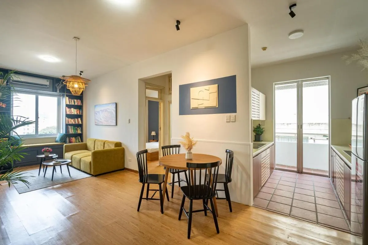Image 3 of Spacious 2BR w/ 2 bathrooms & elevator @ downtown