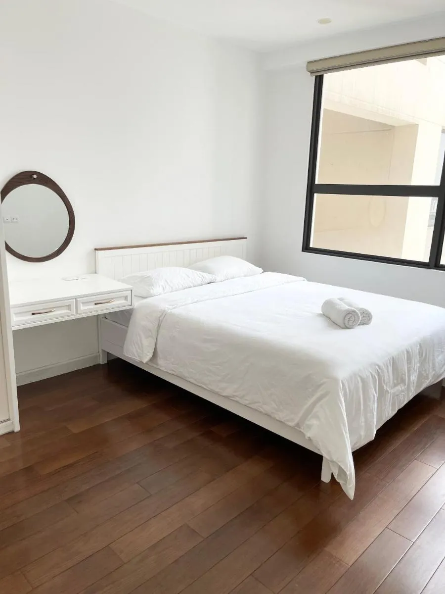 Image 4 of Summer House – Vinhomes Dcapital Tran Duy Hung Luxury Apartment