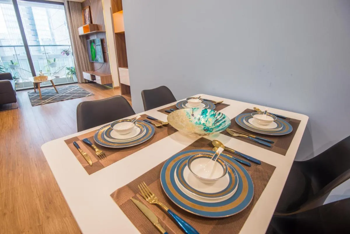 Image 6 of Sunny Vinhome Metropolis Apartment