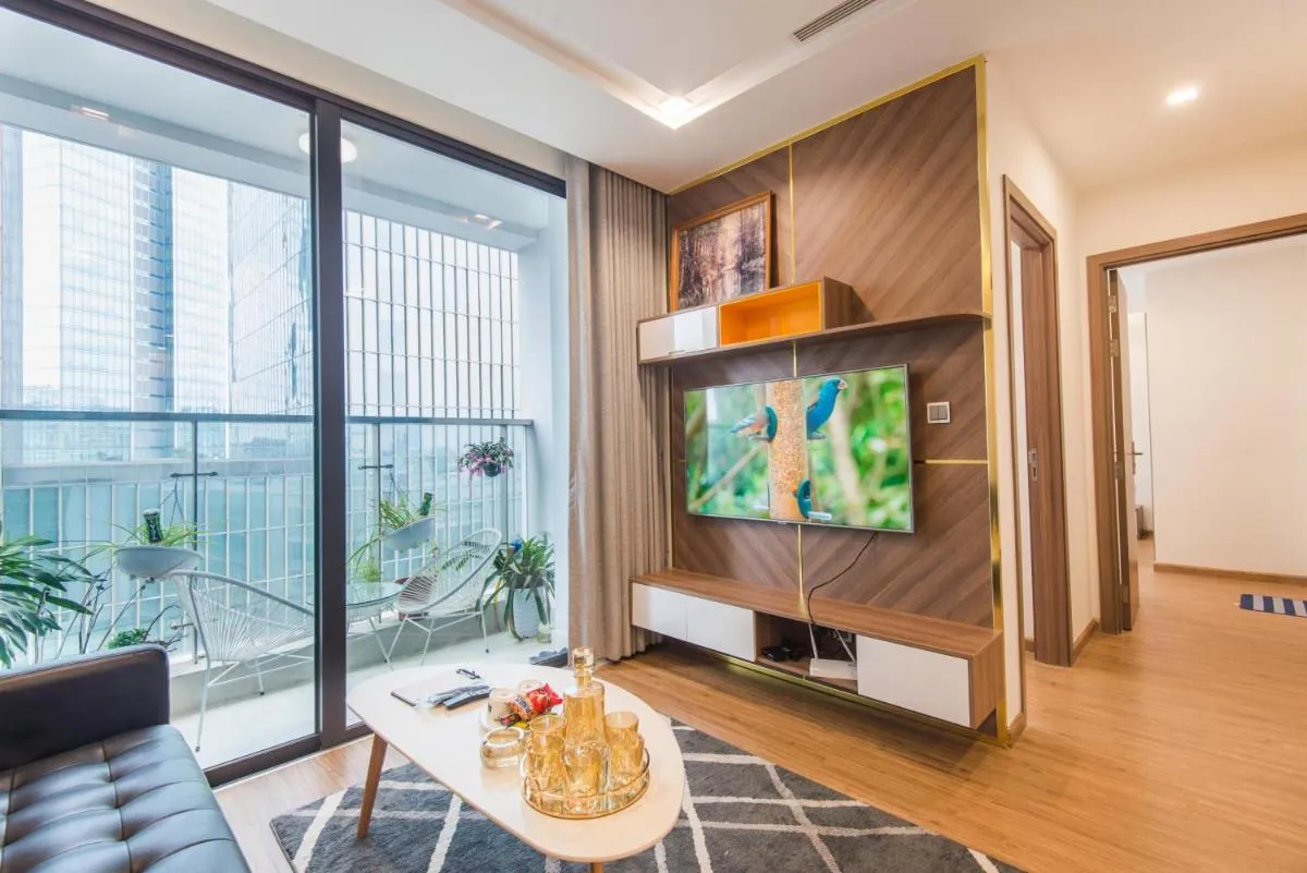 Image 3 of Sunny Vinhome Metropolis Apartment