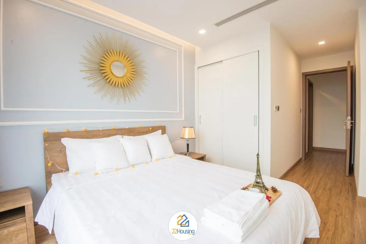 Image 5 of Sunny Vinhome Metropolis Apartment