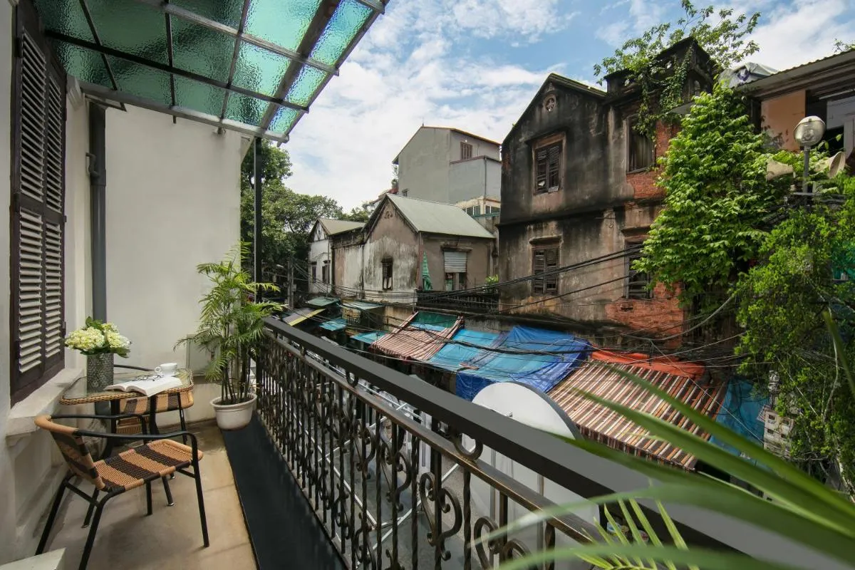 Image 2 of TrangTrang Premium Hotel & Sky Bar