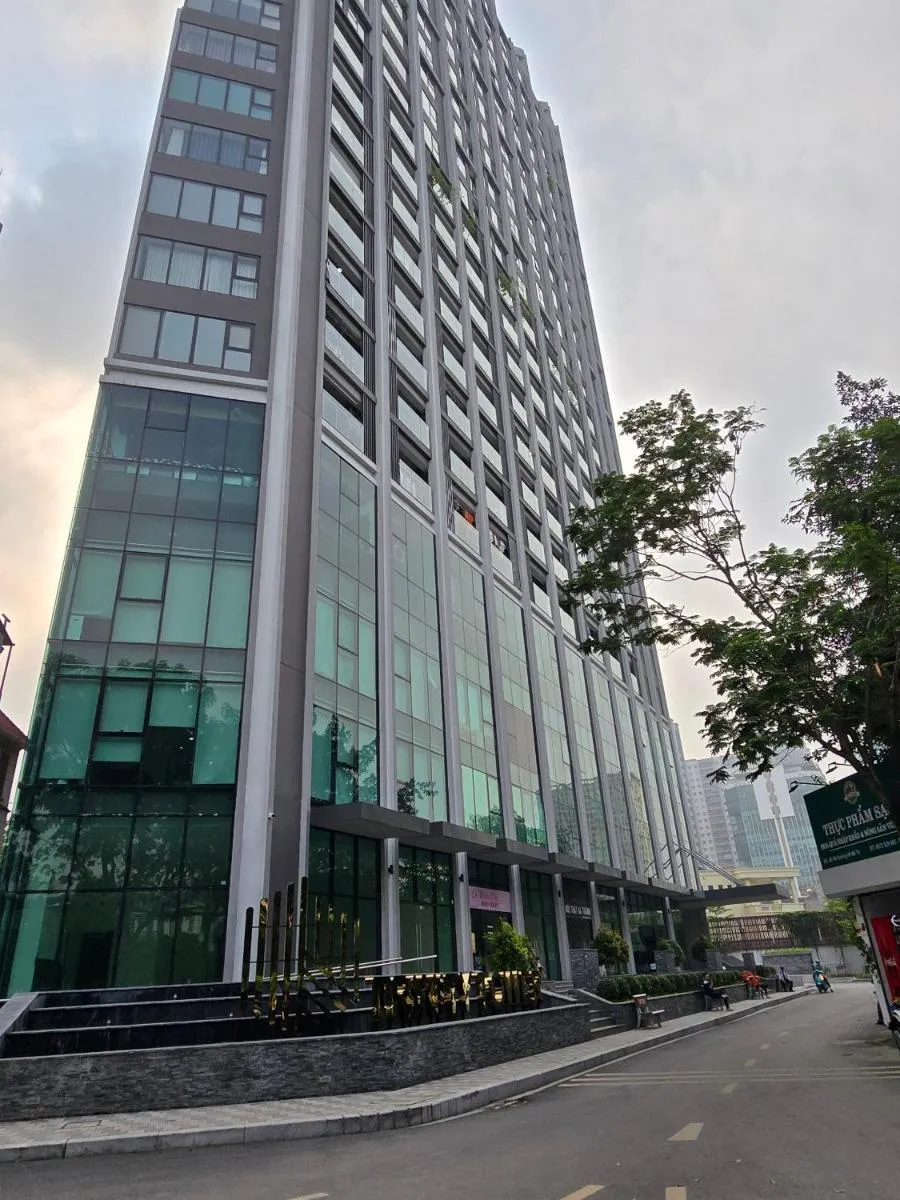 Image 5 of Trinity – 3 BR Lakeview Apartment – entire property