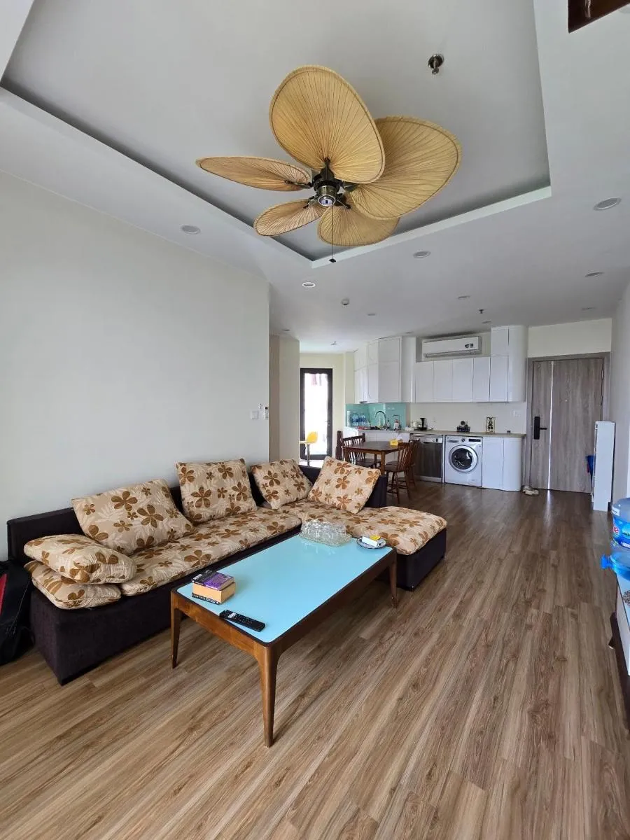 Image 4 of Trinity – 3 BR Lakeview Apartment – entire property