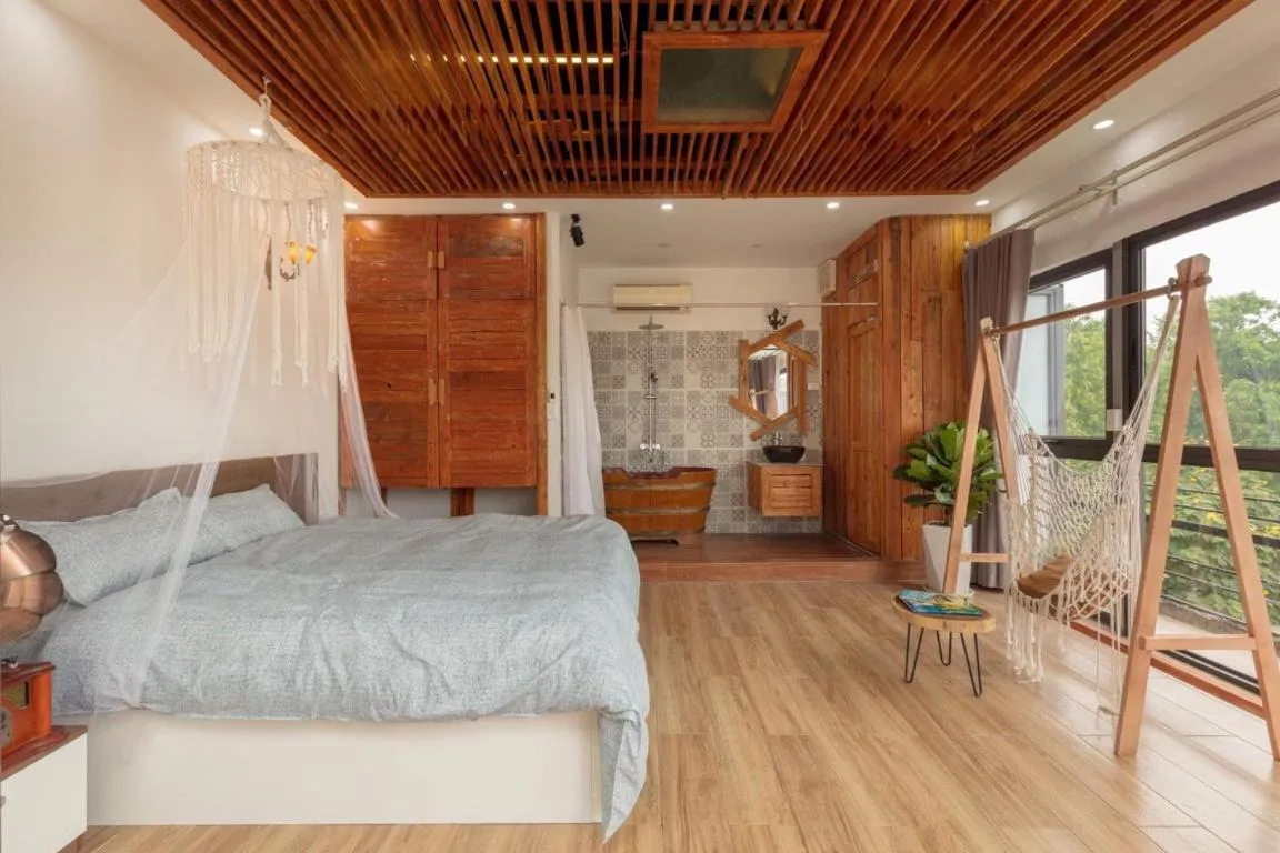Image of Tropical Theme studio – Centrally Located – City view