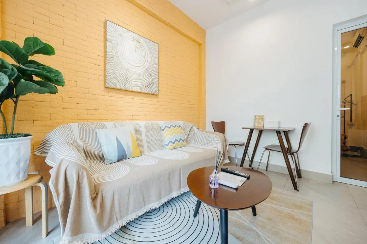 Image 1 of Unique Train street / Old Quarter View Apartment