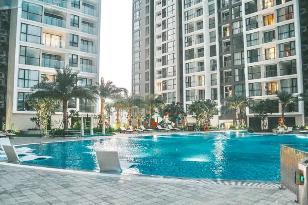 Image 2 of VNRooms – 2BR Vinhomes Skylake Apt Full Service