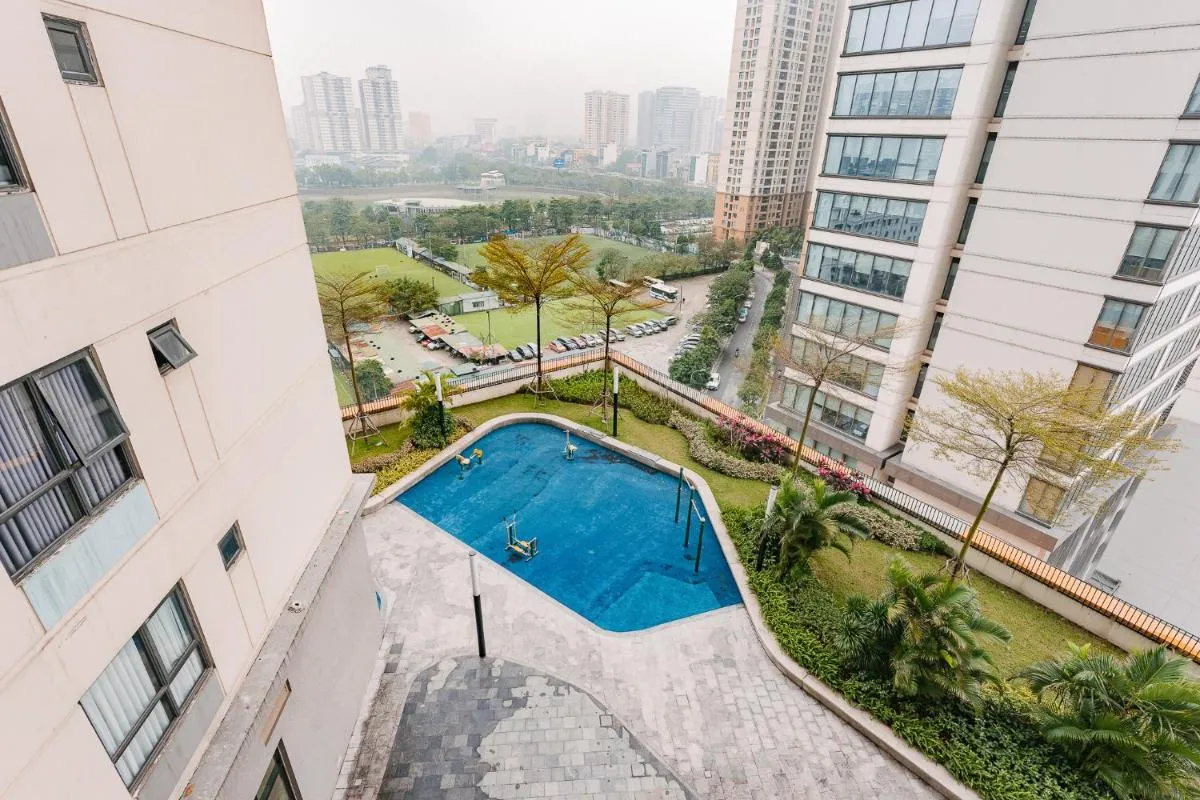 Image 3 of Vinhomes D’Capitale 2-bedroom Apartment with Bath tub and Lake View