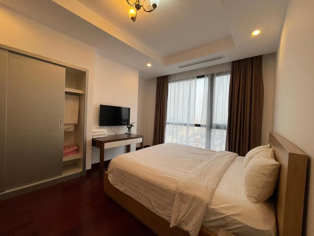Image 1 of Vinhomes Royal City Luxury Apartment 2 Br