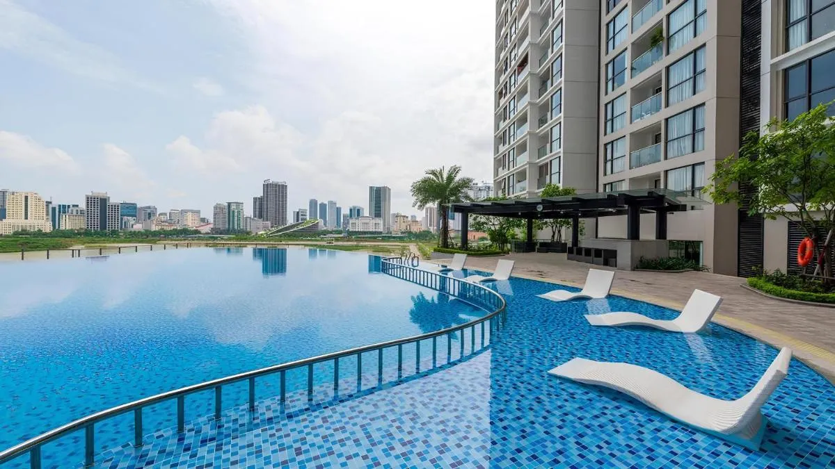 Image 1 of Vinhomes Skylake Apartment 5 minutes to Kaengnam