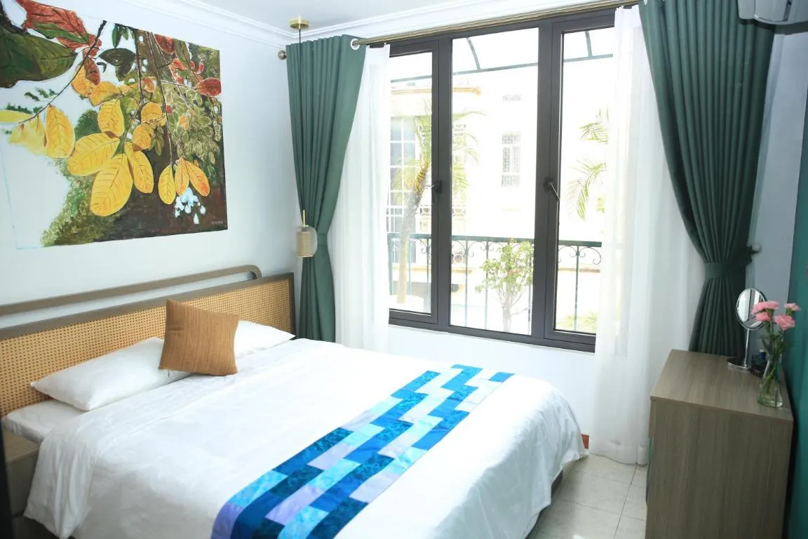 Image of Zeit Home 304, trung tâm Phố Cổ Hà Nội, view Con đường Gốm Sứ, 2 Phòng Ngủ / Free Wifi