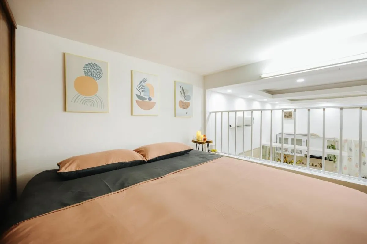 Image 1 of 2′ to Hoan Kiem Lake Apartment – Heart of Old Quarter – Netflix