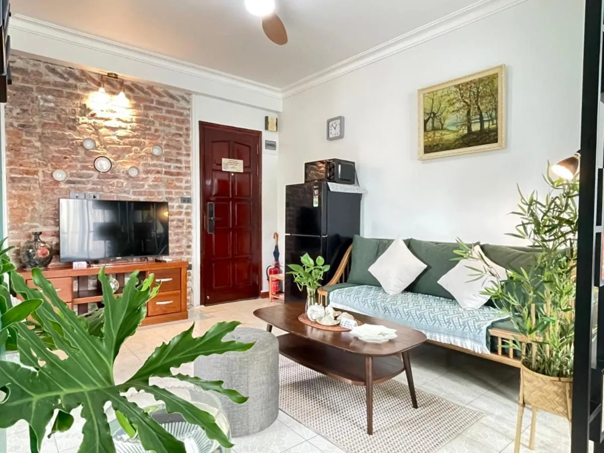 Image 4 of Amazing View, Natural View, 3′ To Hoan Kiem Lake, Free Wifi, Netflix, 2 Beds, 1 Toilet-2 Showers