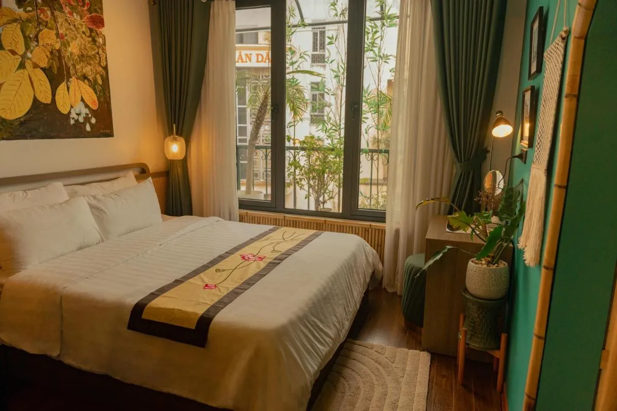 Image 6 of Amazing View, Natural View, 3′ To Hoan Kiem Lake, Free Wifi, Netflix, 2 Beds, 1 Toilet-2 Showers
