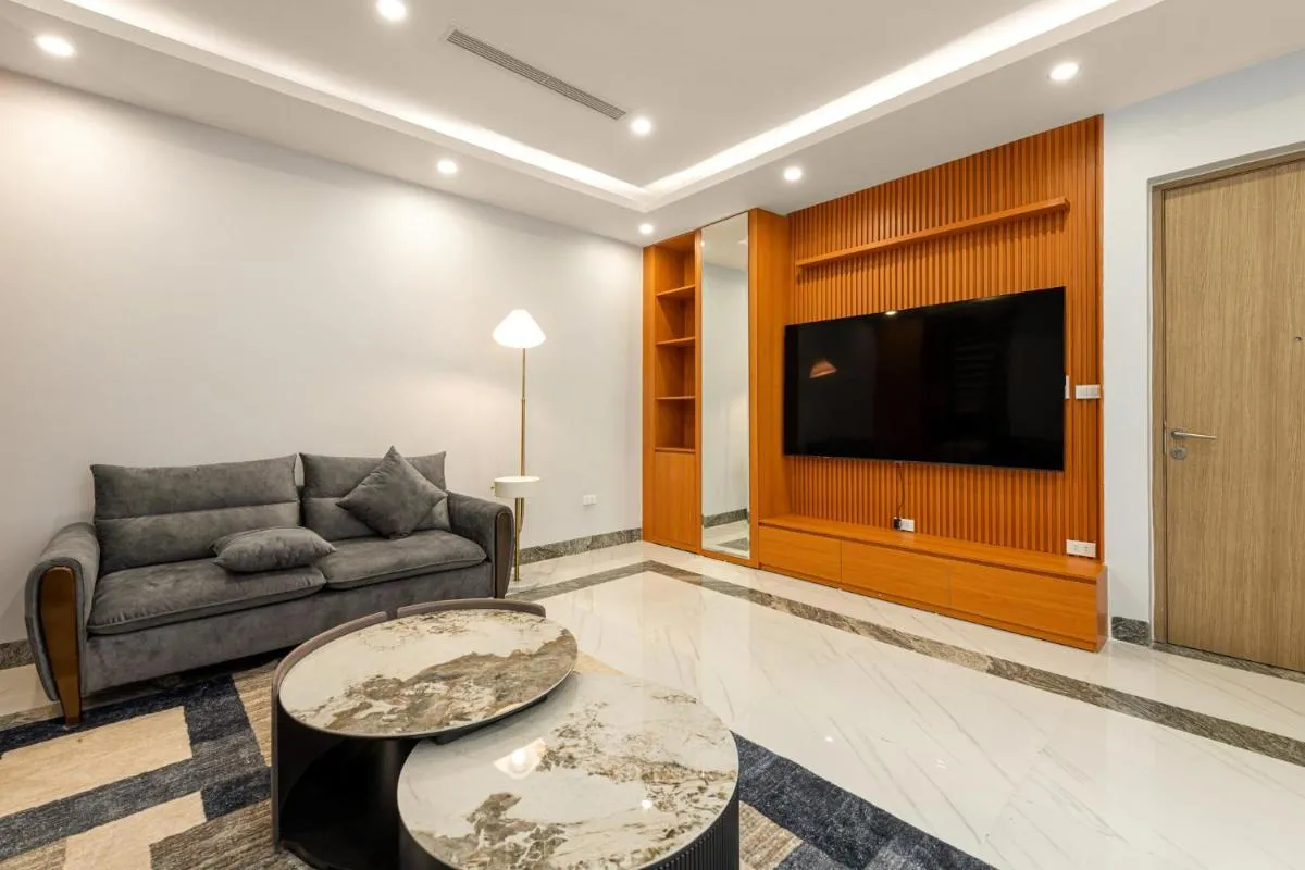Image 4 of Ami House