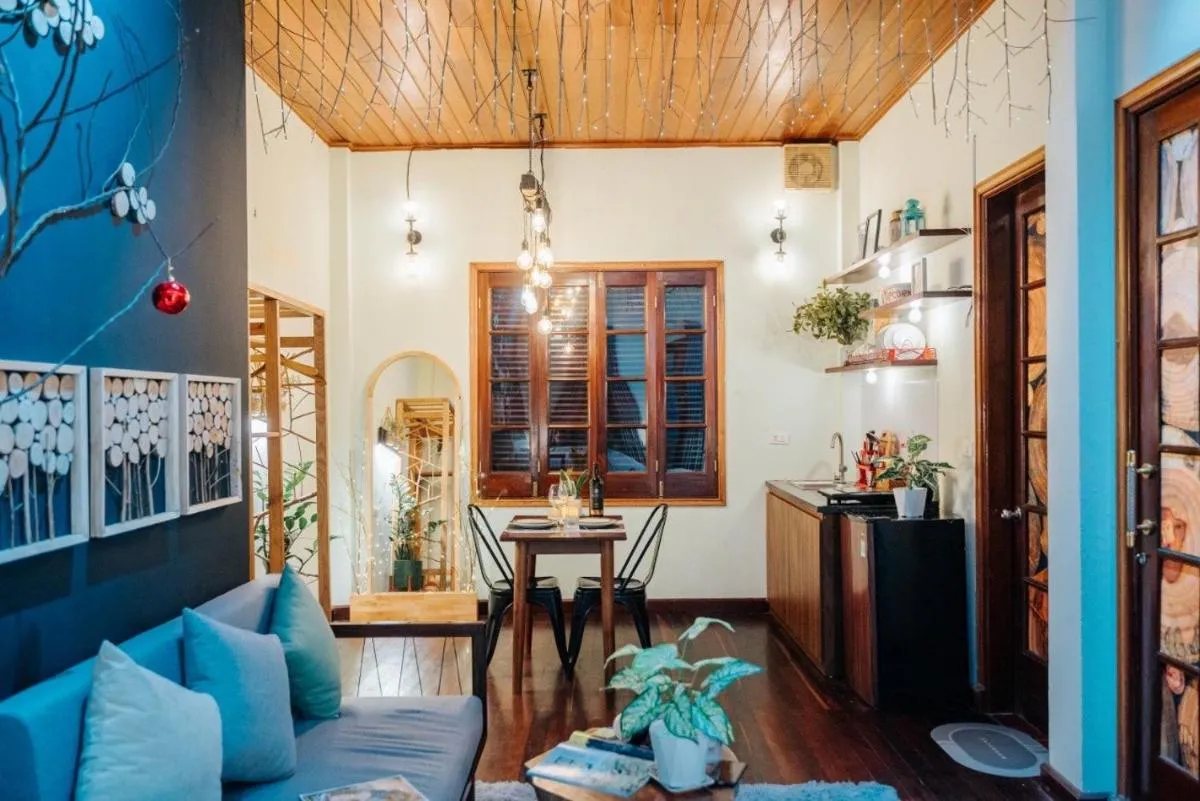 Image 2 of AnHouse – WOODEN APARTMENT, NETFLIX, BRIGHT BALCONY
