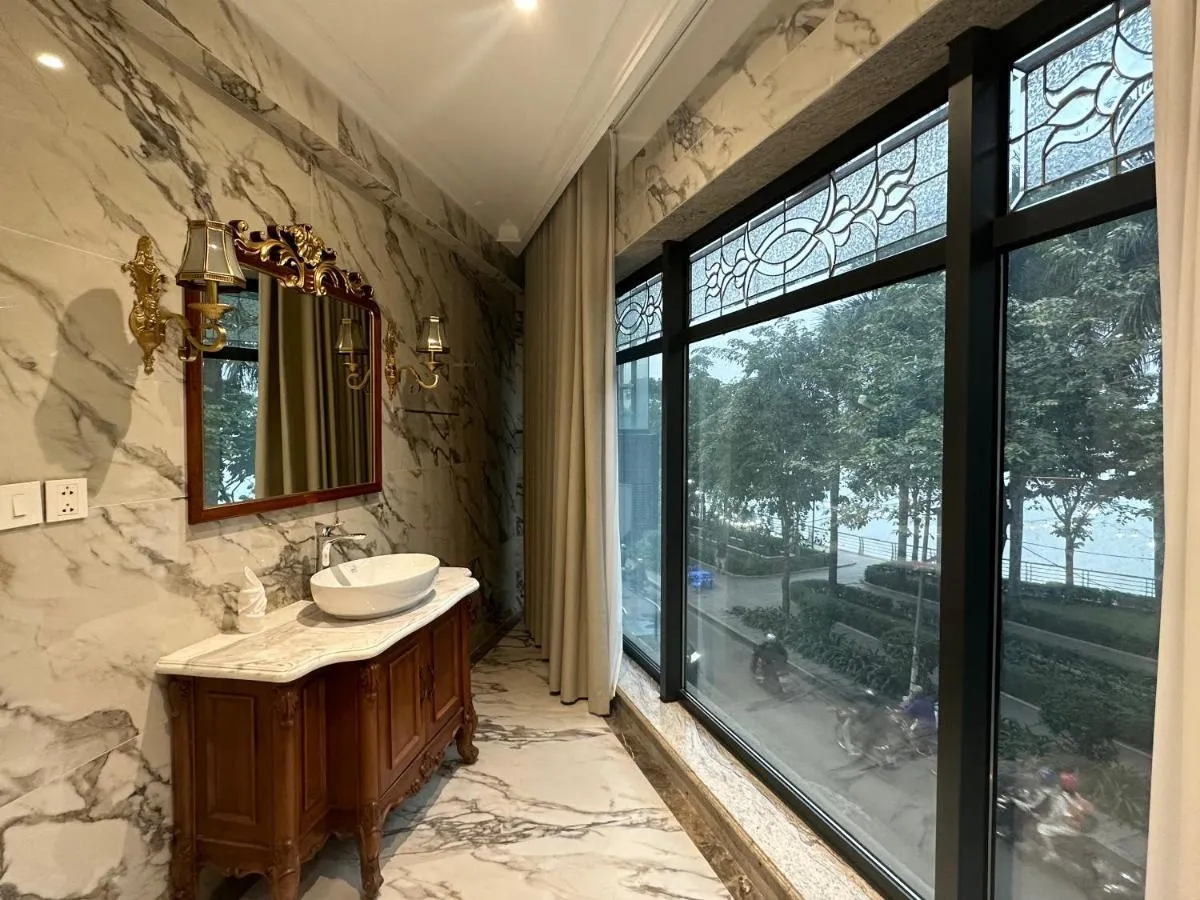 Image 2 of BEU Home Trich Sai