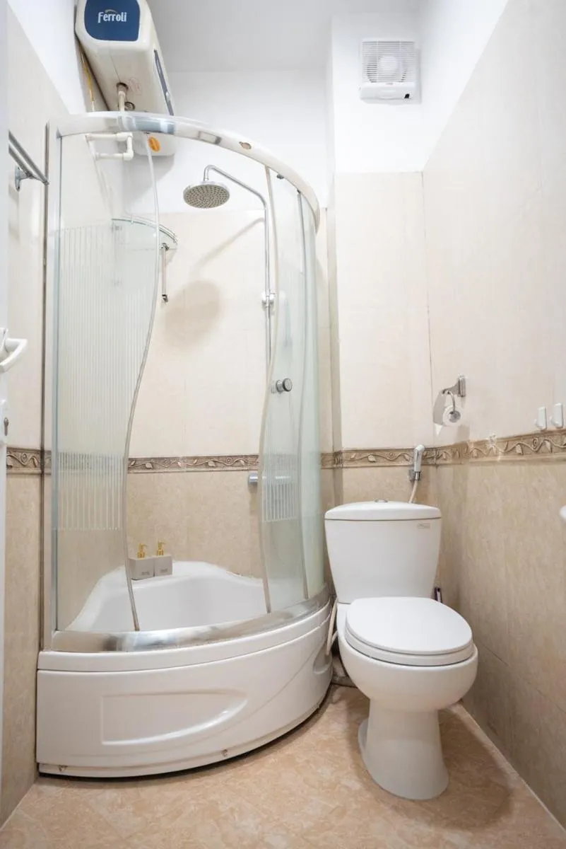 Image 3 of CL•Charming Studio Apt•Laundry•Pullman