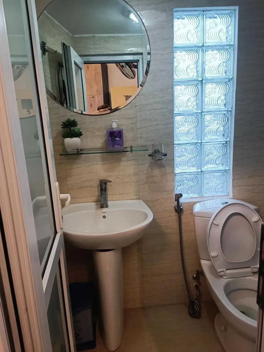 Image 3 of Center of Hoan Kiem Lake – 1 bed room, maximum 2 people