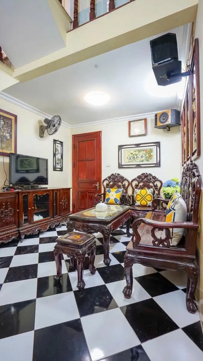 Image 6 of Charm Home 4