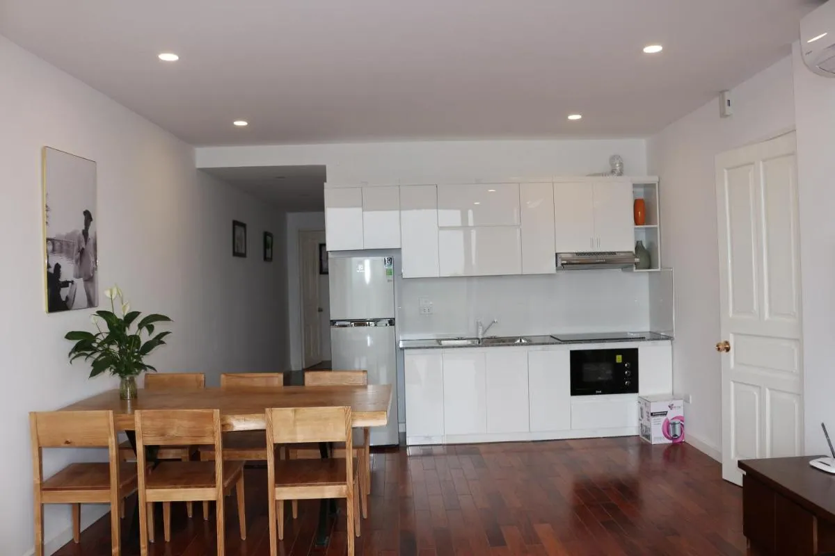 Image 3 of Davidduc ‘s Spacious Apartment -46 Xom Chua