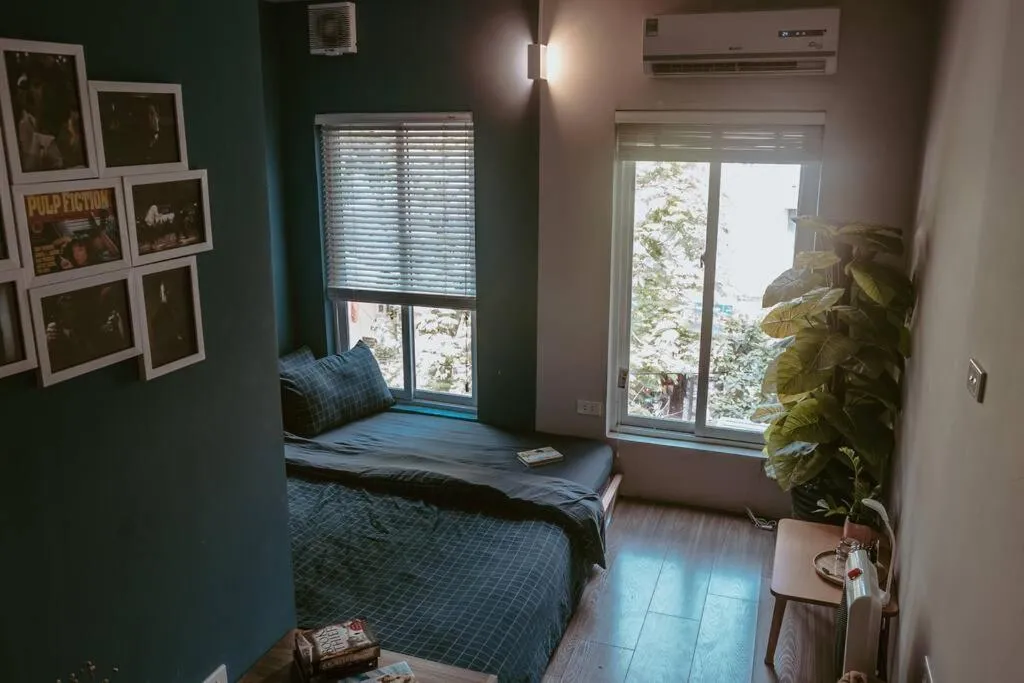 Image 6 of Downtown Cozy Corner