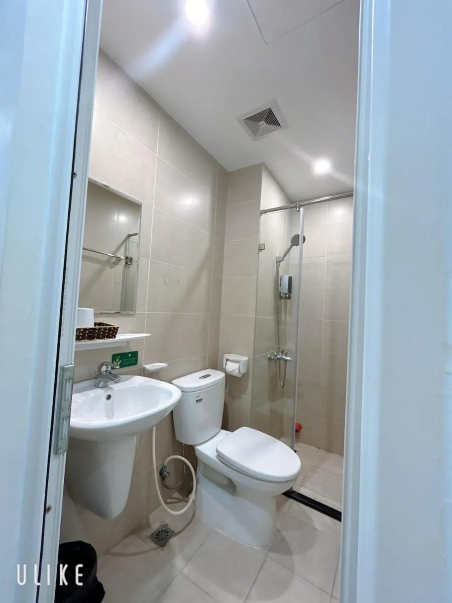 Image 5 of FREE Airport pick-up FLC APT Pham Hung 2Br Apartment