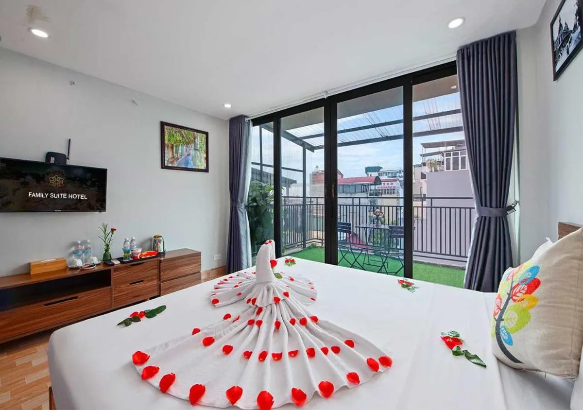 Image 3 of Family Suite Hotel