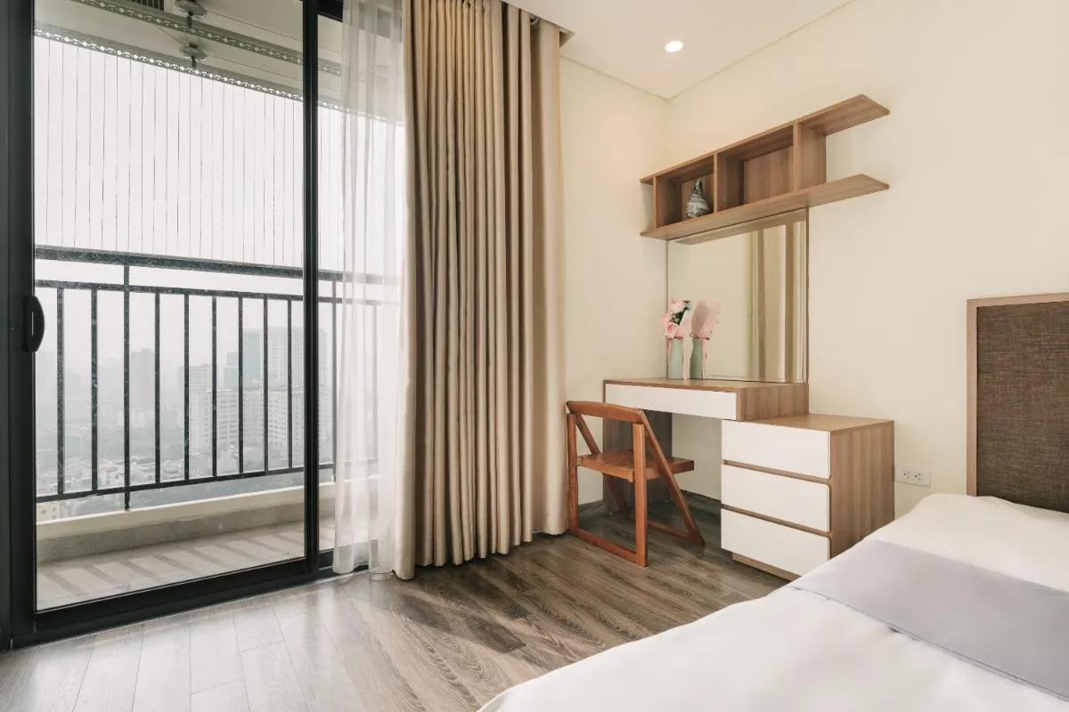 Image 1 of H-Vista Suites – Hongkong Tower
