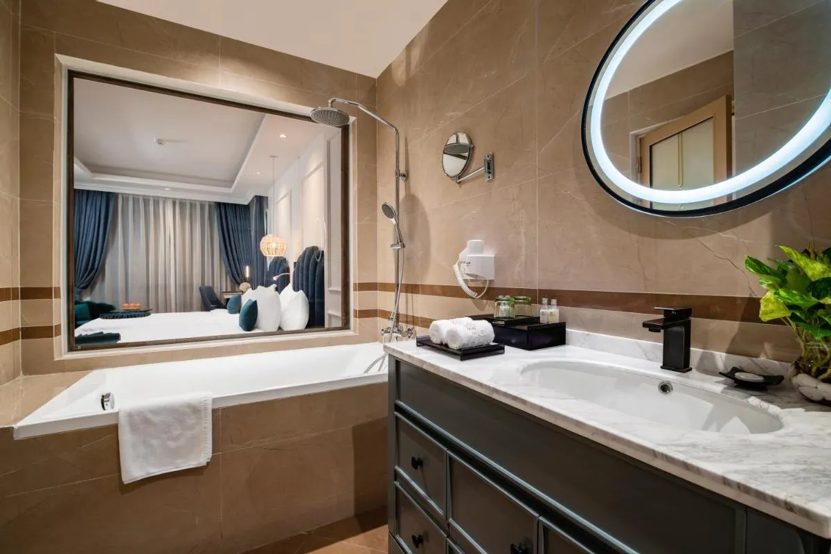 Image 2 of Hanoi Fiesta Central Hotel and Spa