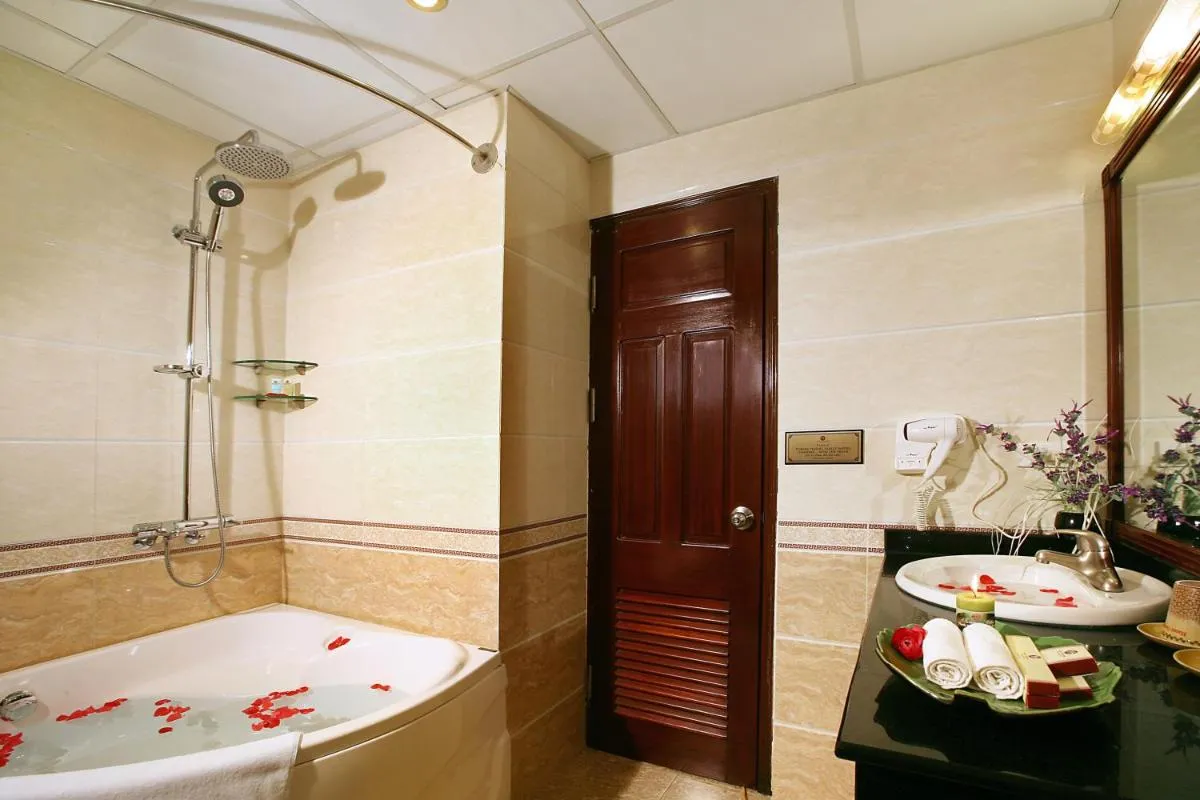 Image 2 of Hanoi House Hostel & Travel