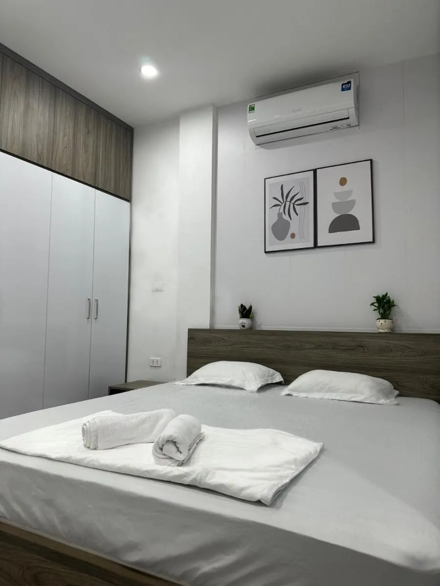 Image 3 of Julia Apartment