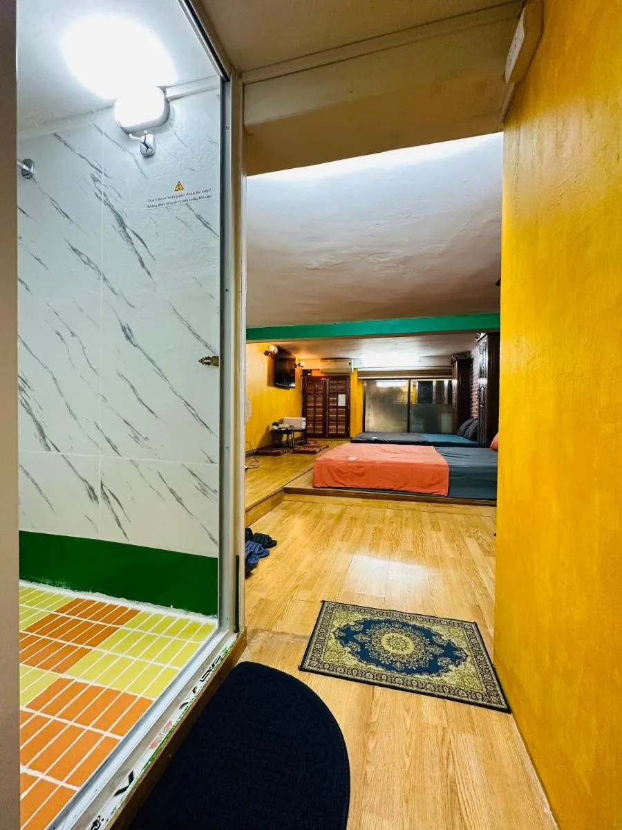 Image 5 of Kolor Red Home,Bungalow Old Quarter,4 paxs,3 mins to Hoan Kiem Lake