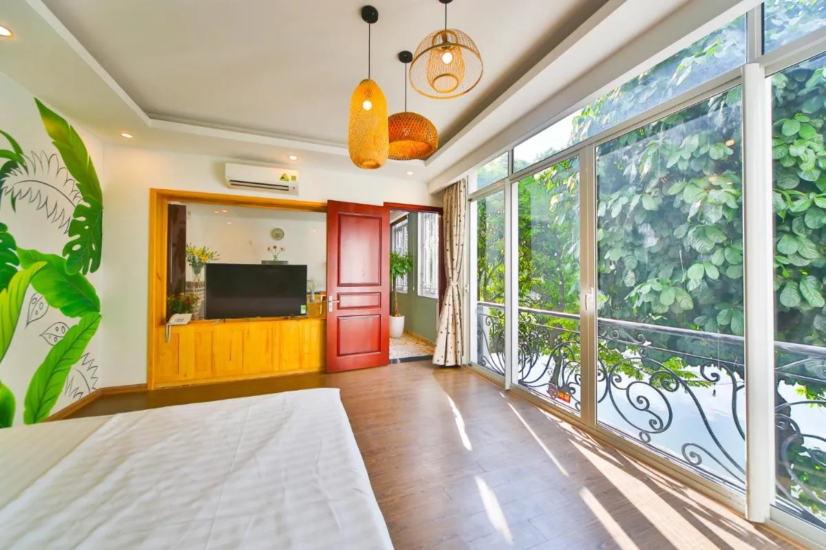 Image 6 of Lakeside House Hanoi