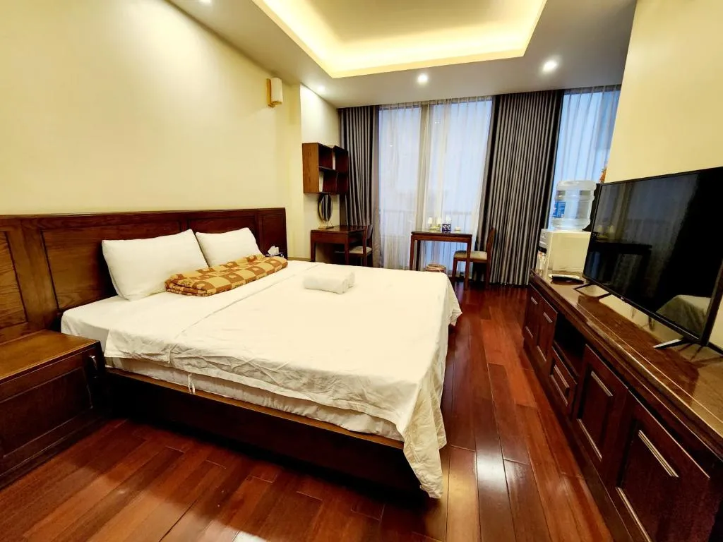 Image of Lakeside Quiet & Luxury Suite with Bathtub & Open view