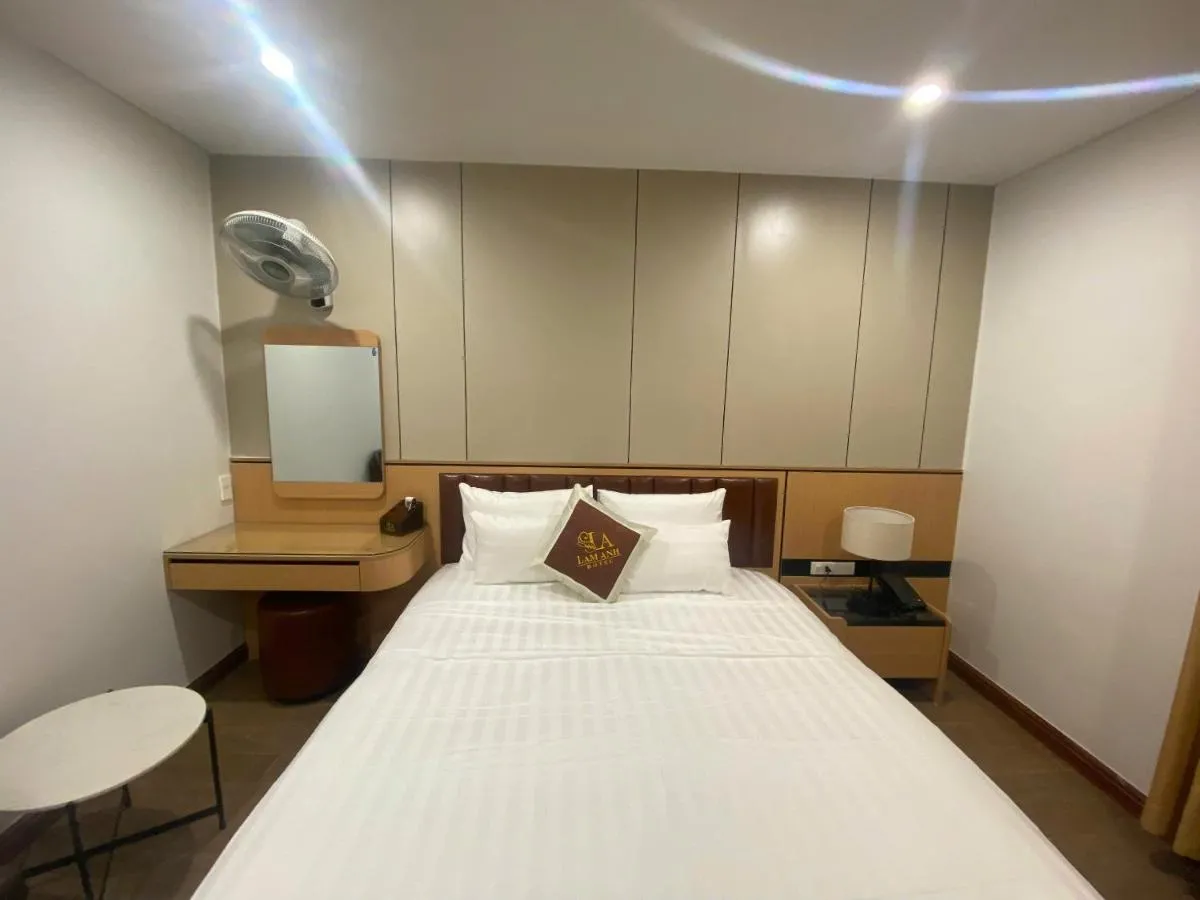 Image 1 of Lam Anh Hotel 7 Pháp Vân Hoàng Mai 41BT1