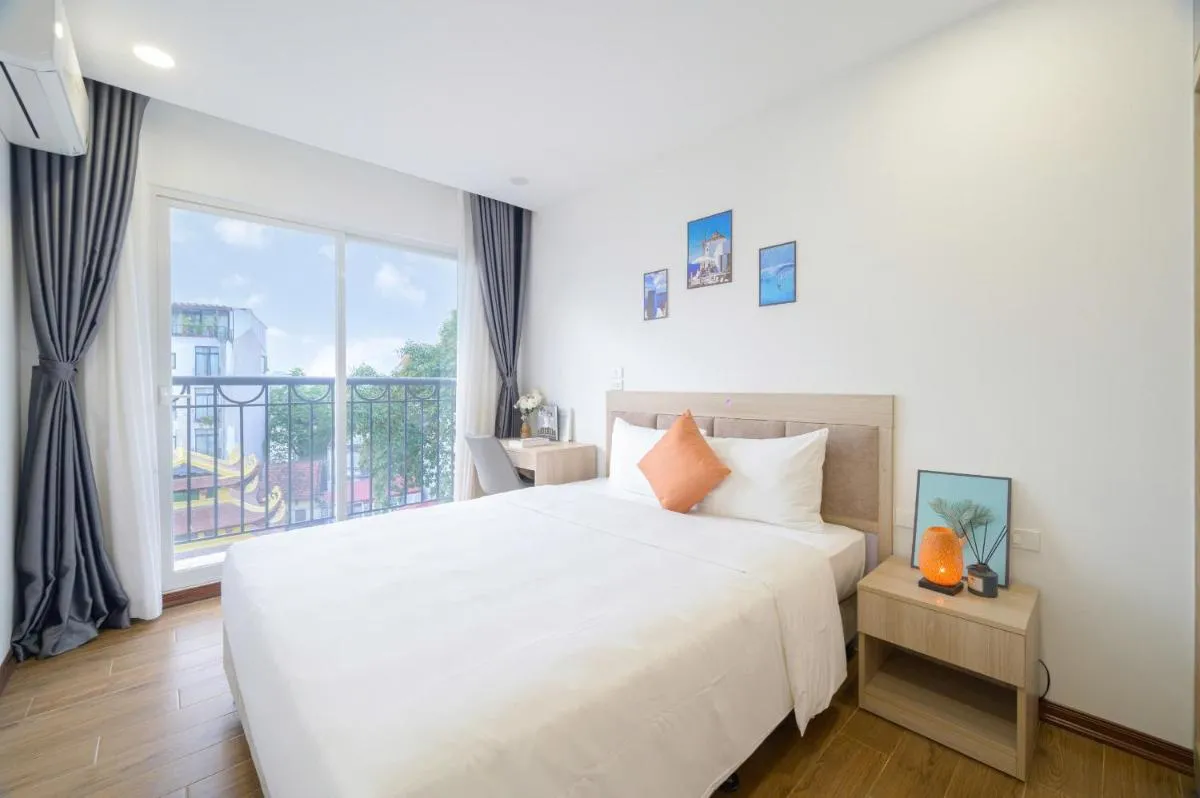 Image 2 of Luxe Paradise Premium Hotel Nguyen Khac Hieu