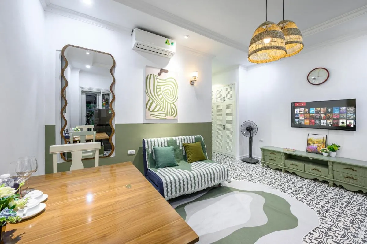 Image 6 of Luxe Paradise Suites Dich Vong Hau