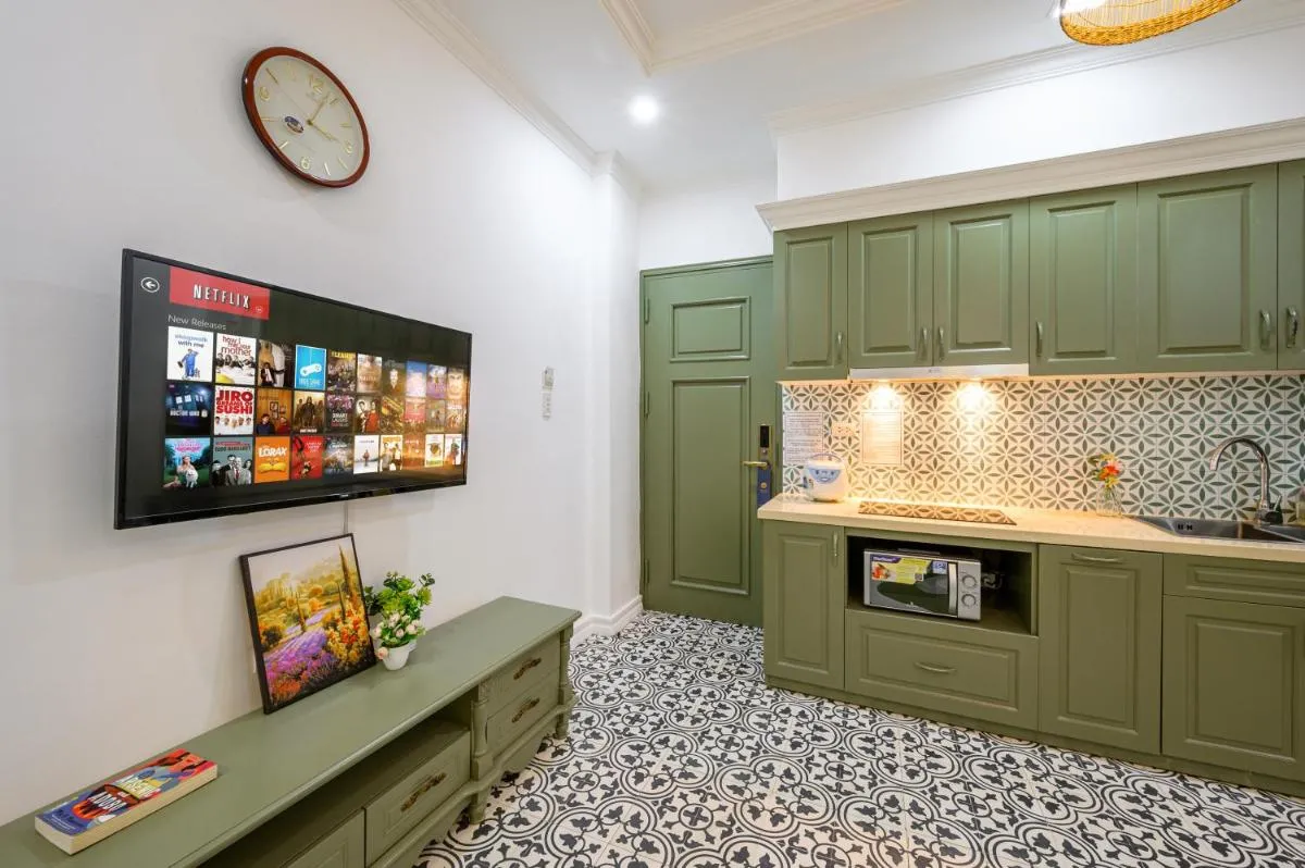 Image 4 of Luxe Paradise Suites Dich Vong Hau