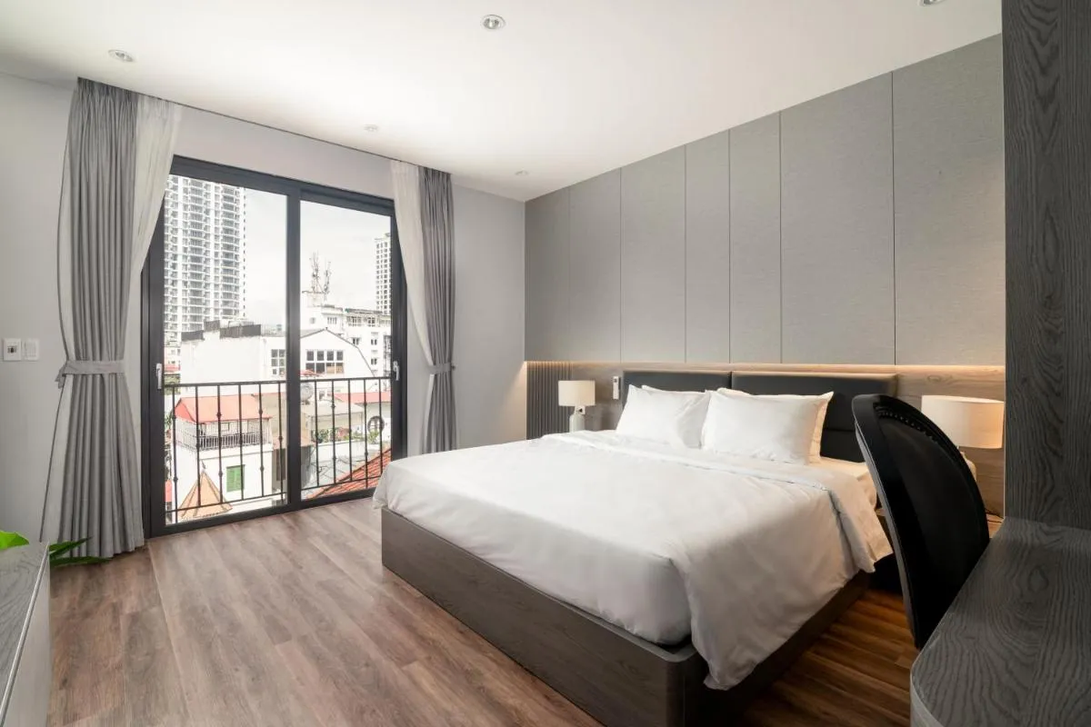 Image 1 of Luxe Paradise Suites Hotel To Ngoc Van